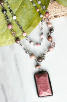
              Lexi Necklace Mauve
            