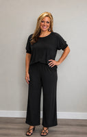 
              2-Piece Poncho Top + Relaxed-Fit
Pants Flowy Set-Black
            