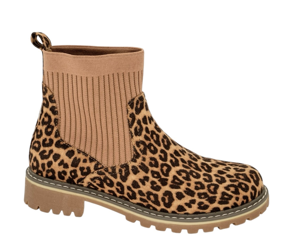 Corky’s Cabin Fever Boots-Tan Leopard