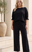 
              2-Piece Poncho Top + Relaxed-Fit
Pants Flowy Set-Black
            