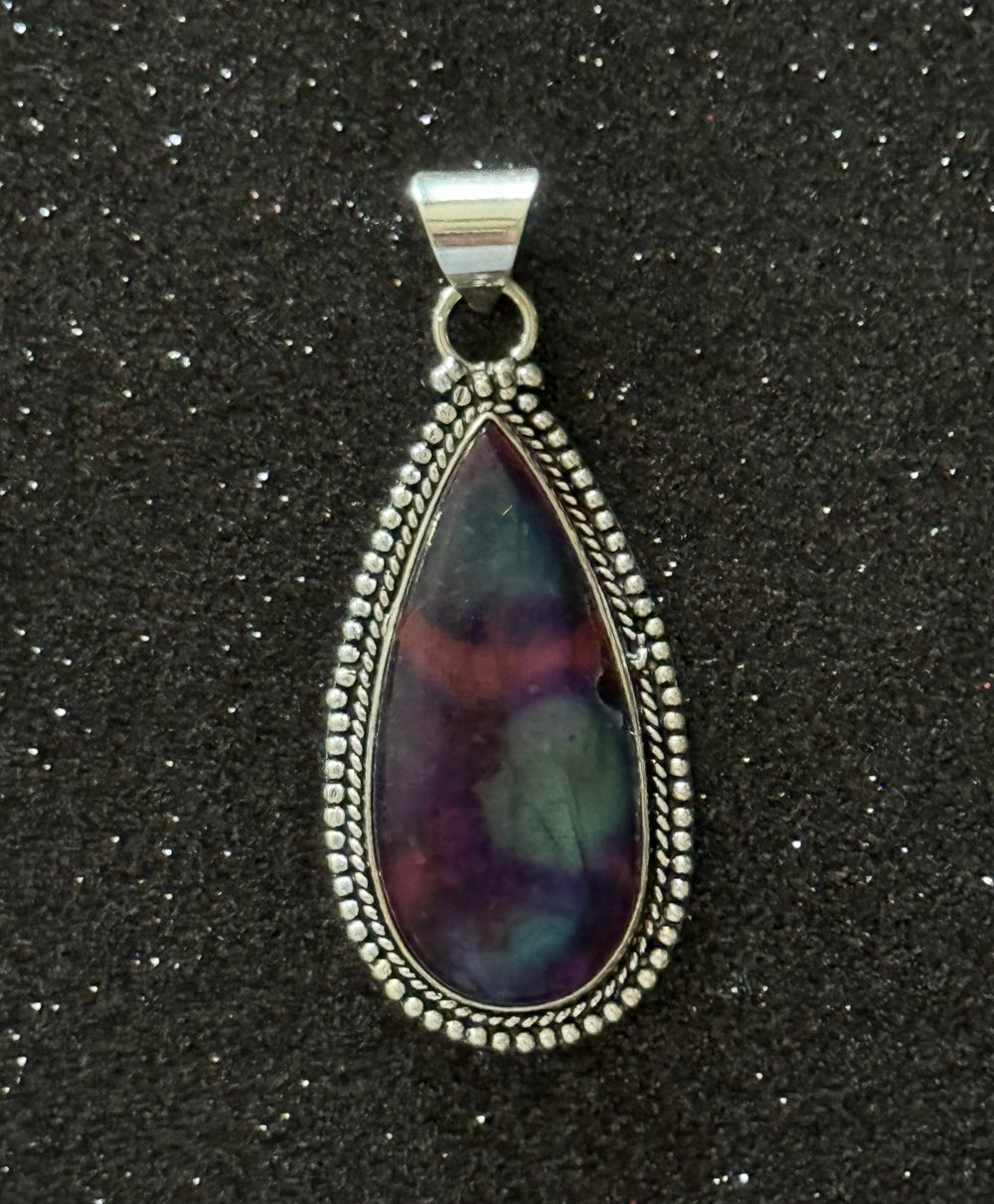 Agate Teardrop Pendant