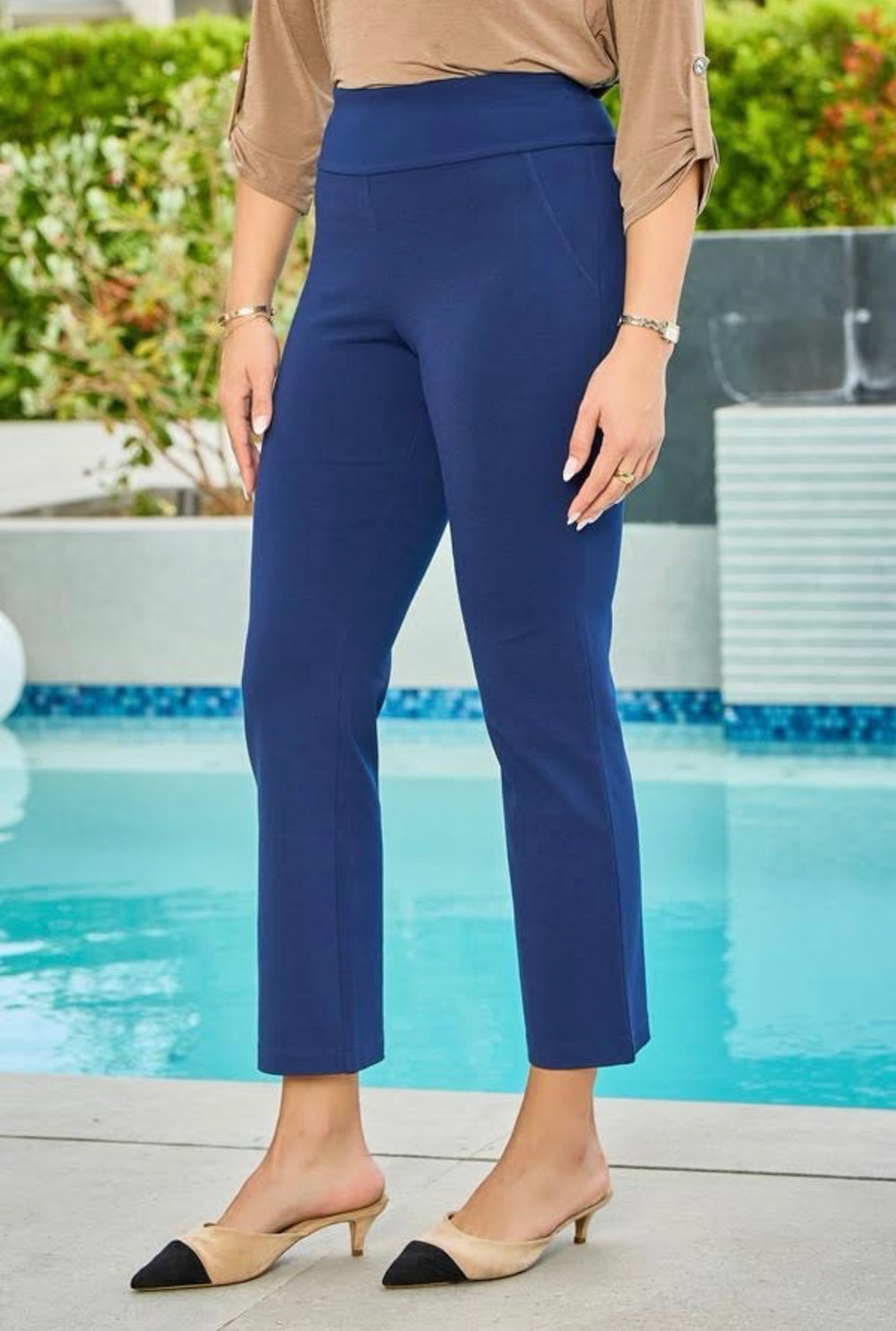 Magic Slim Straight Pants-Navy